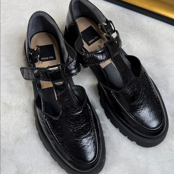 Dolce Vita: Emilio Flats Midnight Crinkle Patent Leather size 6.5 Columbia - Picture 3 of 9